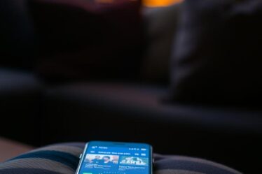 Os Melhores Aplicativos Para Assistir Filmes Grátis no Celular e na Smart TV